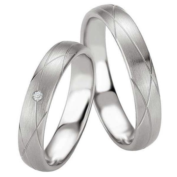 Samboerringer i sølv, 4.5 mm, 2mm tykk med diamant 0,015 ct - 4808073